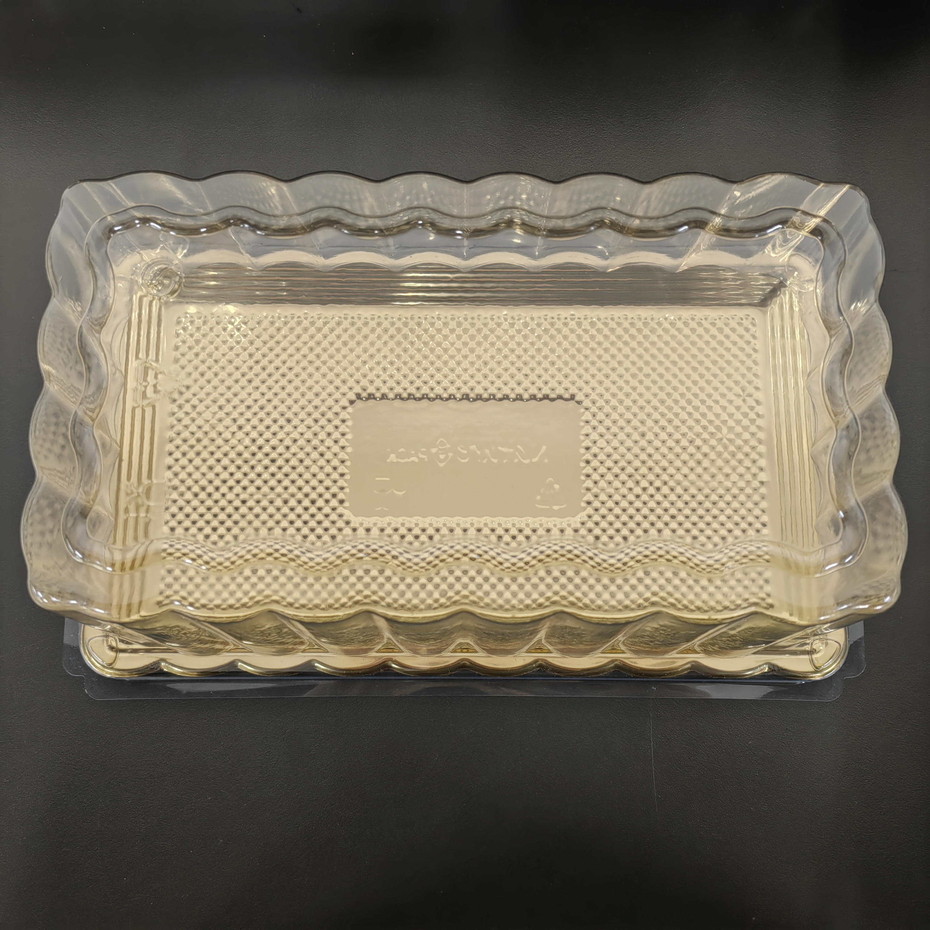 golden plastic cake box